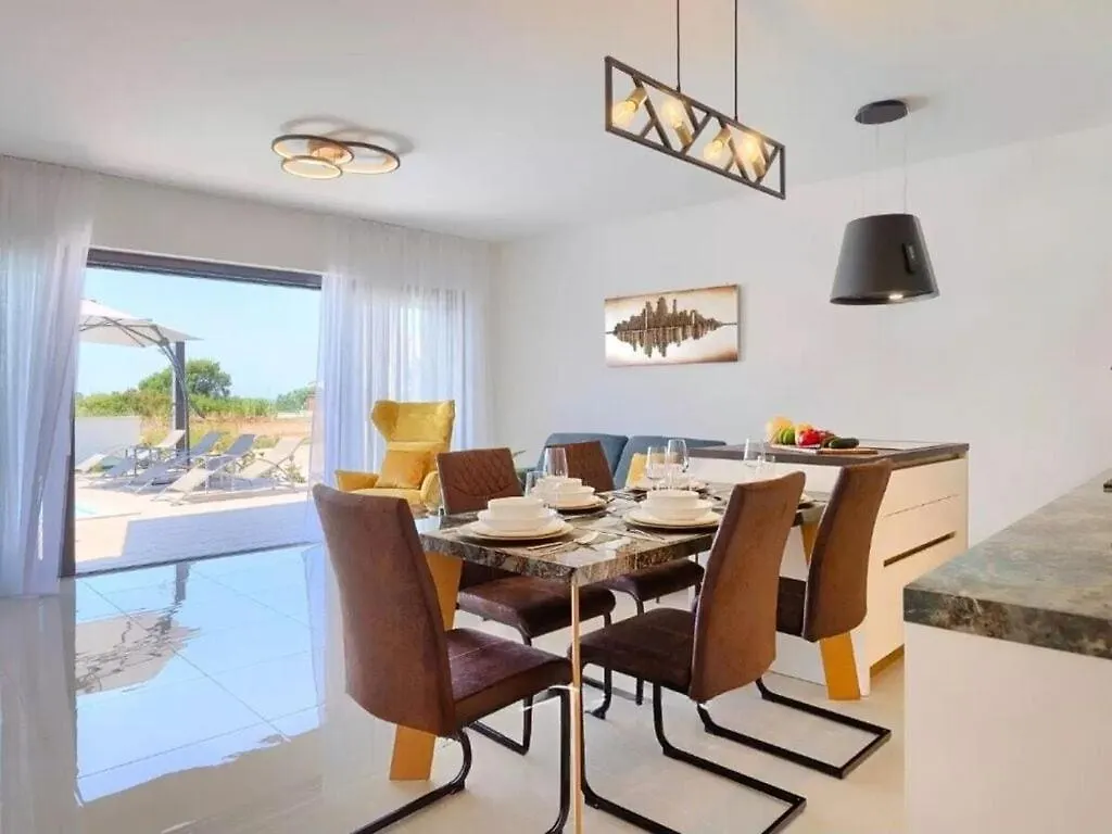 Casa Esmeralda I Novigrad  Villa